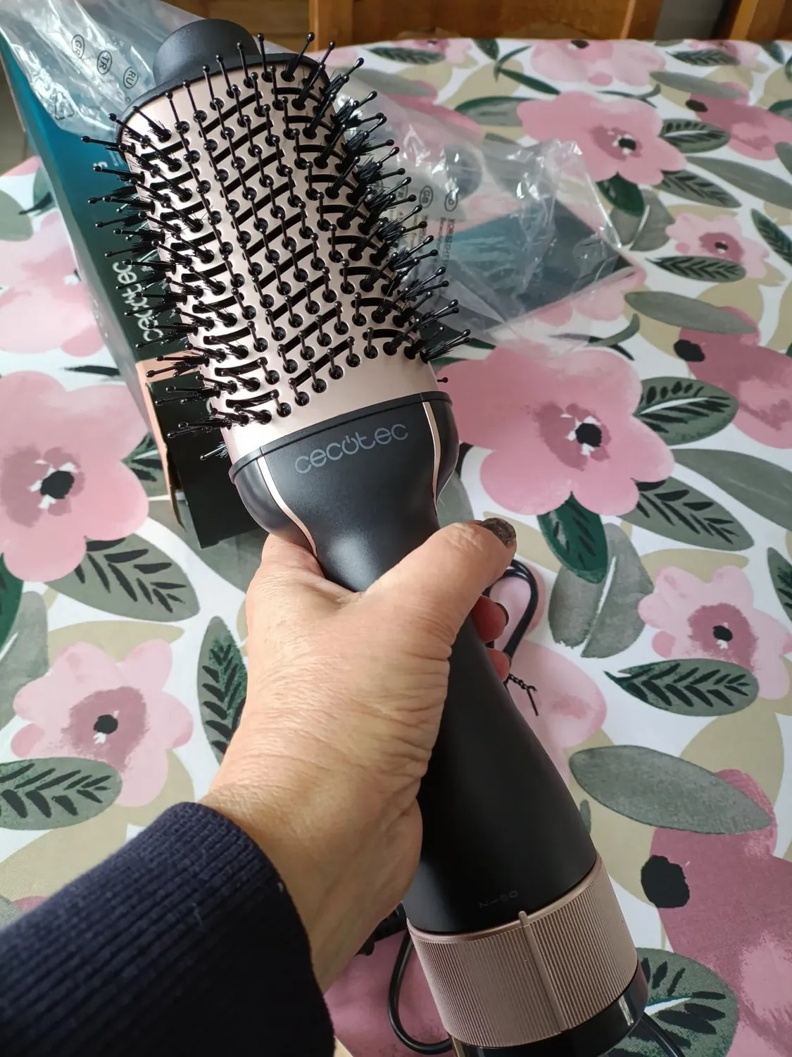 Cecotec Bamba CeramicCare brosse à air blanche 1200W