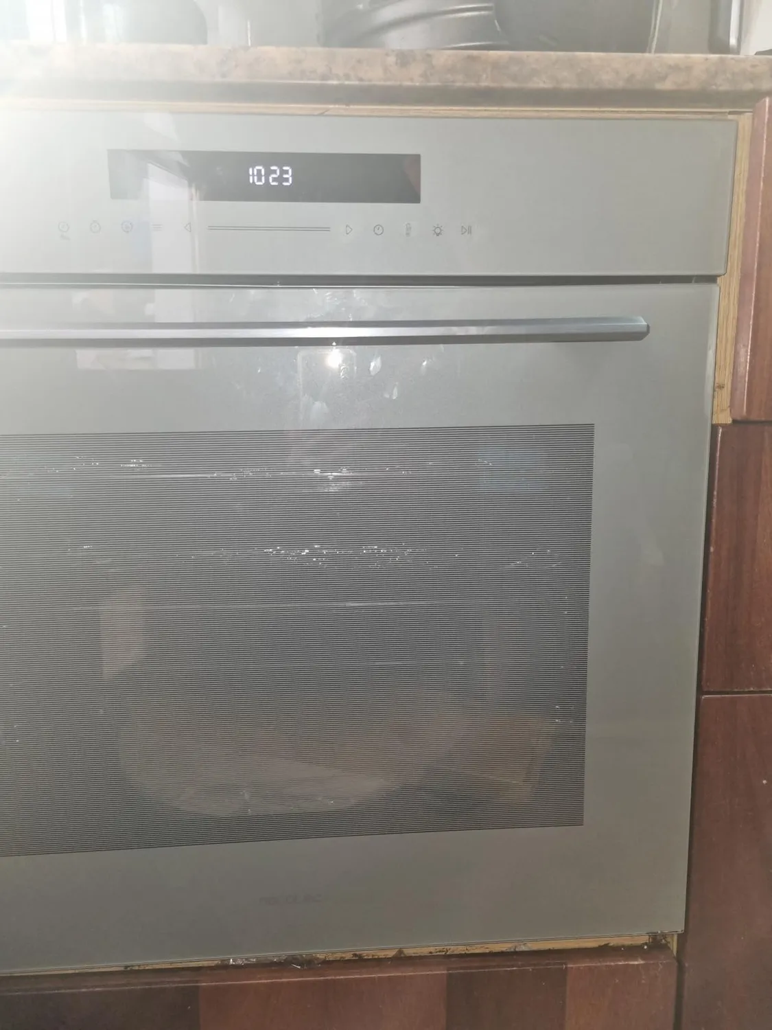 Cecotec Bolero Hexa SM406000 four encastrable 60cm noir