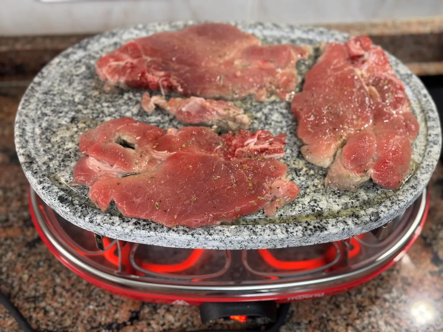 H.Koenig RP412 appareil à raclette 8 personnes pierre