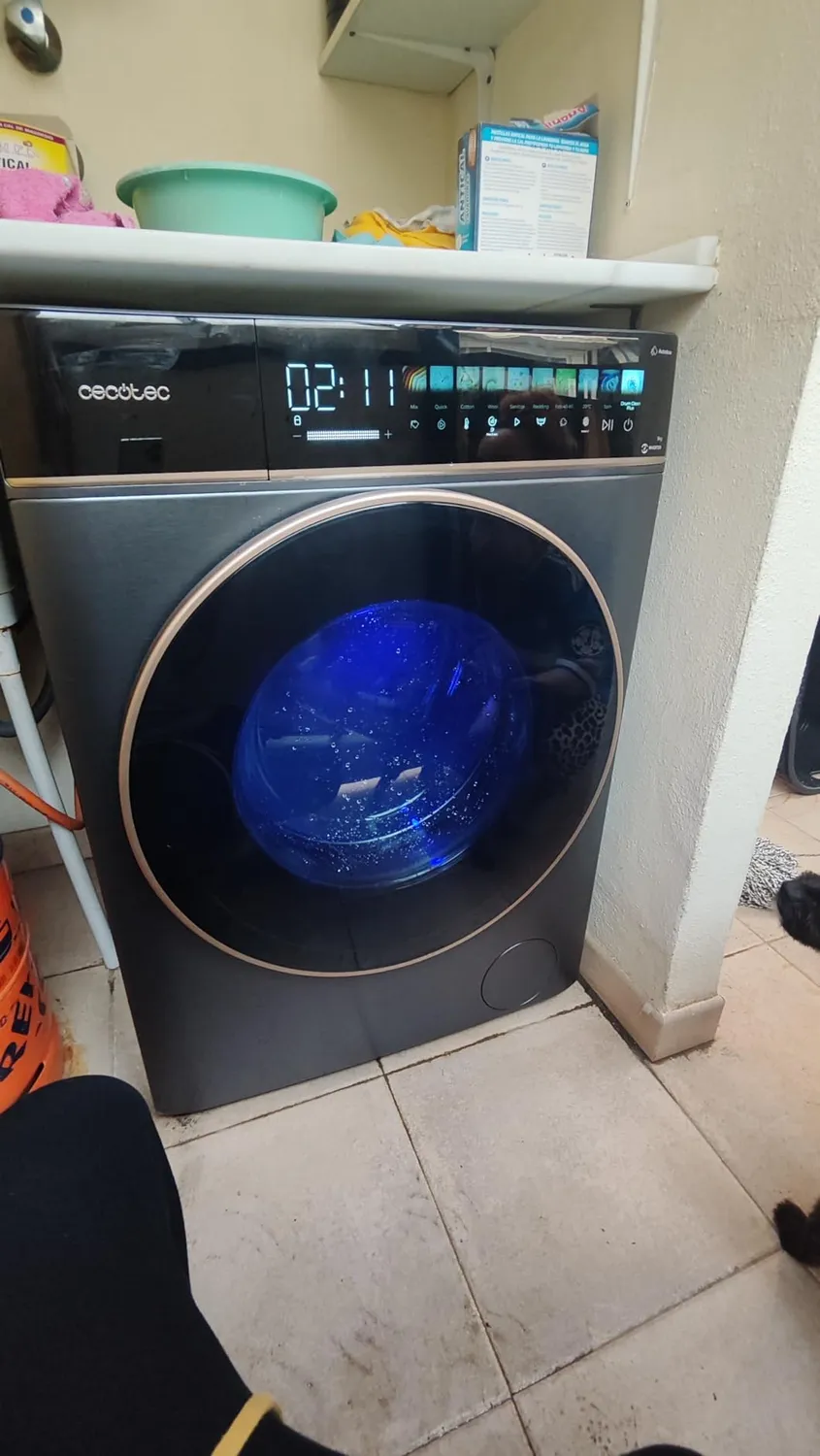 Cecotec Bolero DressCode 9900 Autodose lave-linge 9 kg Ice Blue classe A