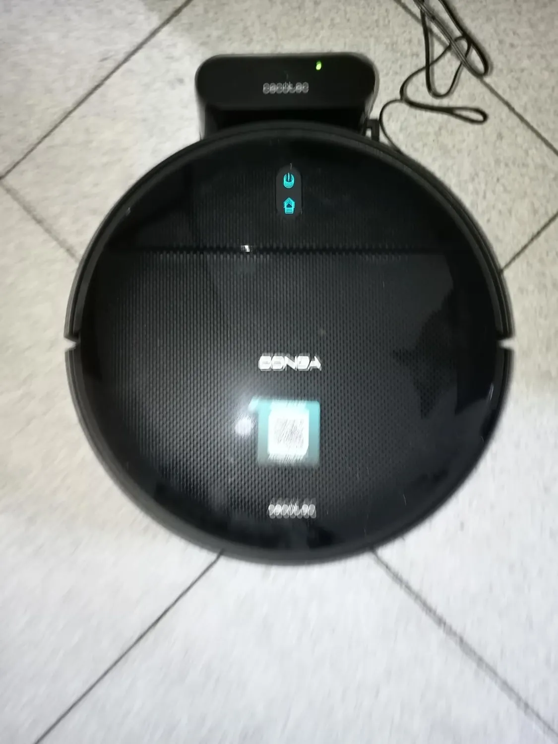 Cecotec Conga M10 X-Treme robot aspirateur laveur