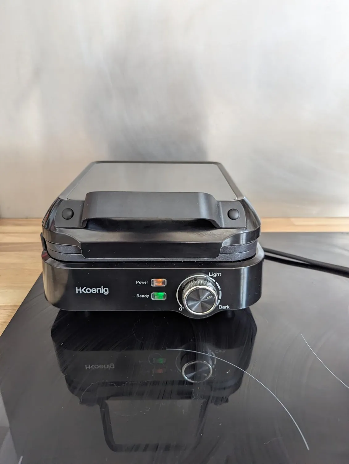 H.Koenig GFX420 gaufrier belge compact 1200W noir