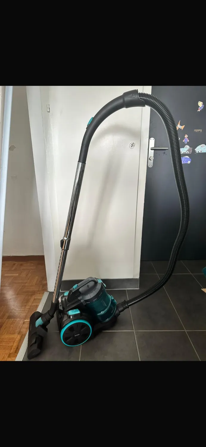 Cecotec Conga Rockstar Cyclonic XL aspirateur sans sac 890W