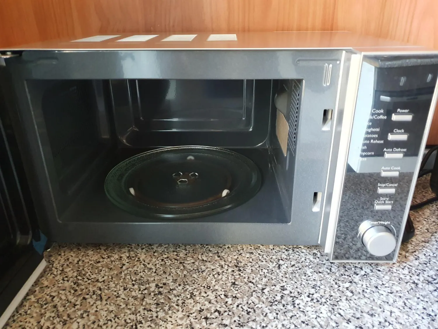 H.Koenig VIO2 micro-ondes compact 20L 700W noir miroir