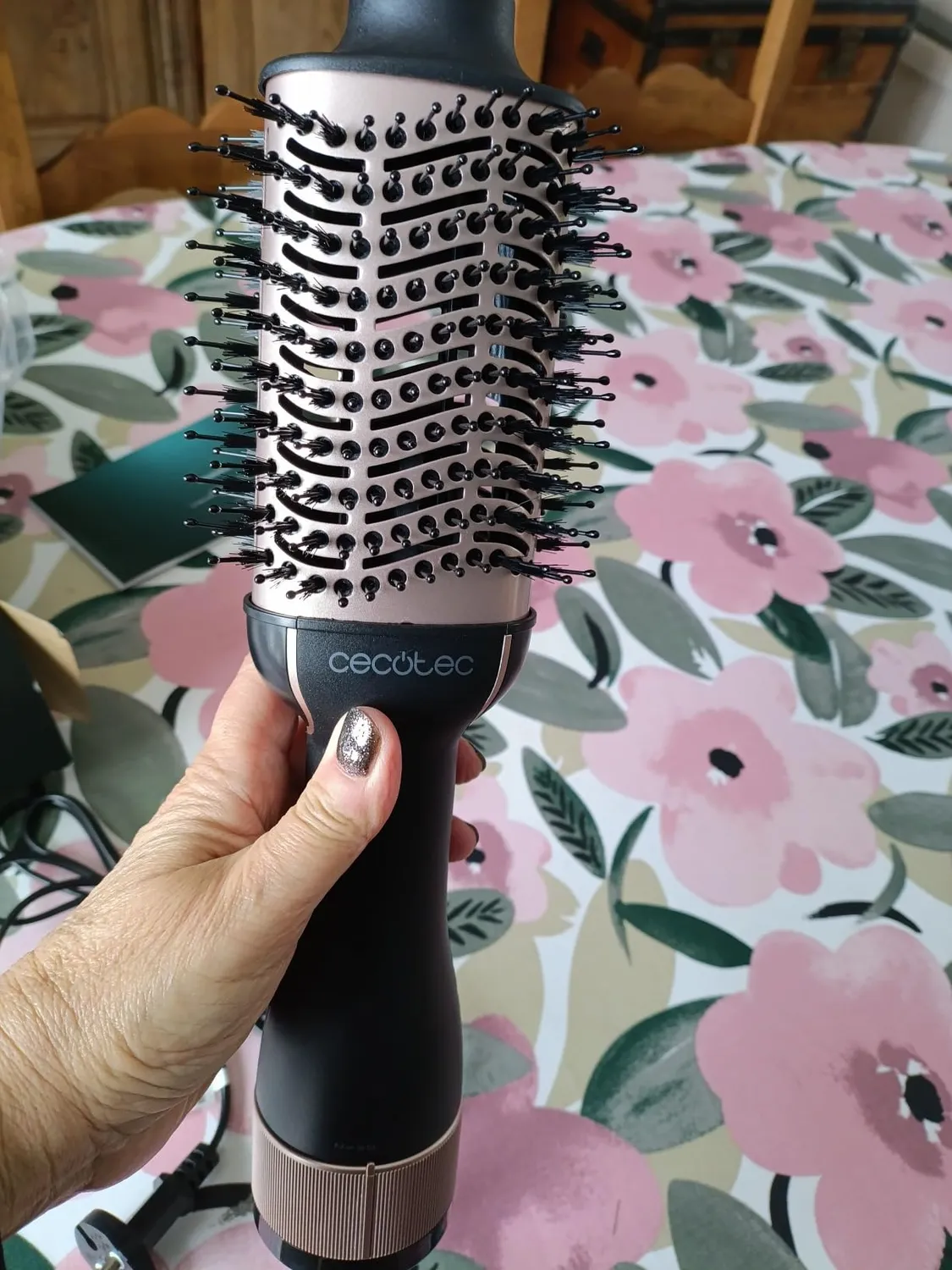 Cecotec Bamba CeramicCare brosse à air blanche 1200W