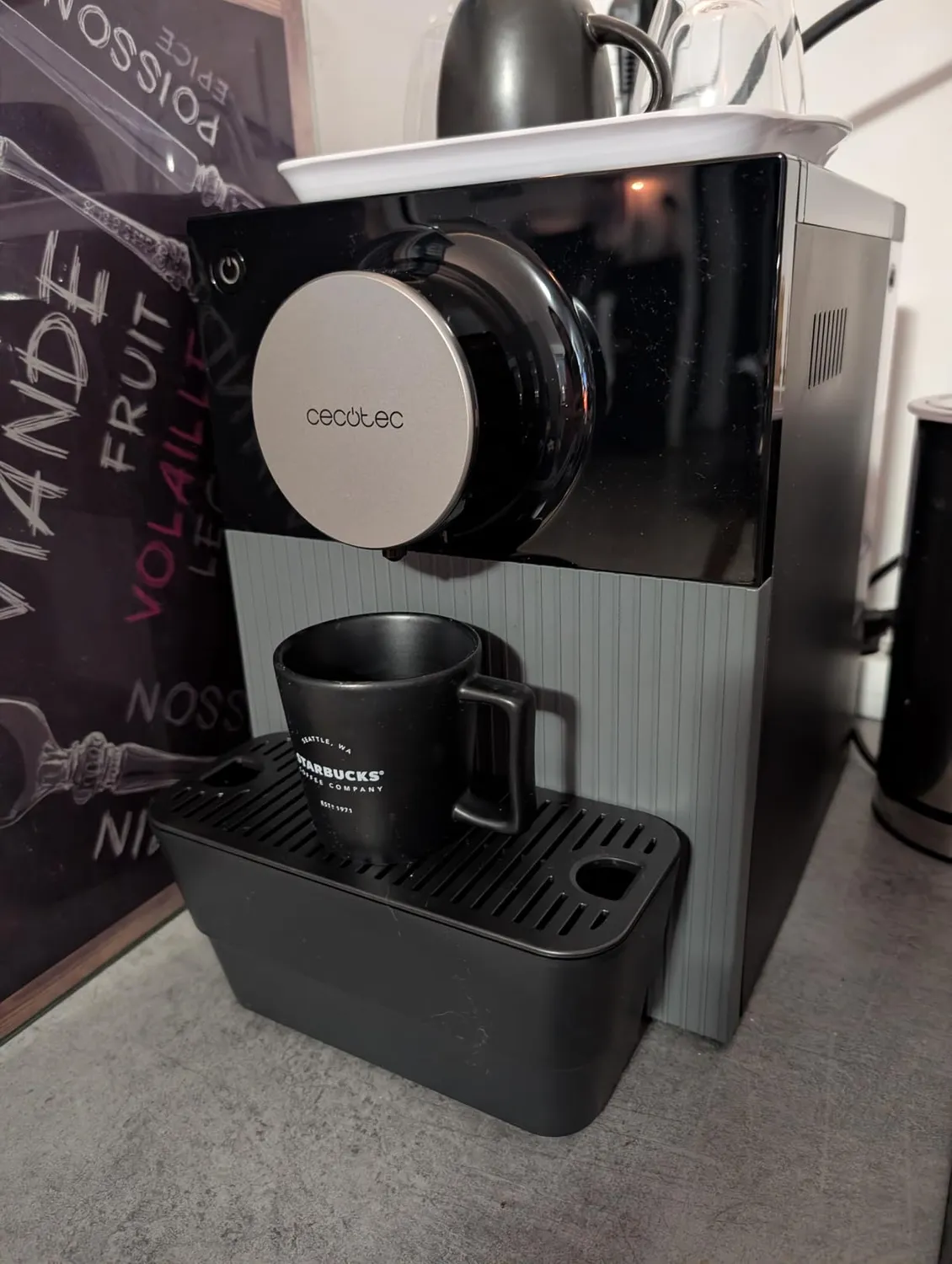 Cecotec Cremmaet Cube Red machine espresso broyeur 19 bars