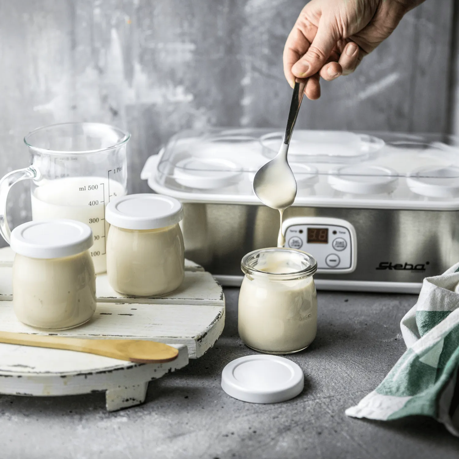 Steba JM 3 yaourtière 8 pots verre 1,4 L minuteur