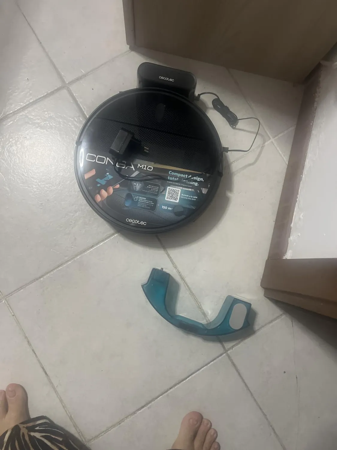Cecotec Conga M10 X-Treme robot aspirateur laveur