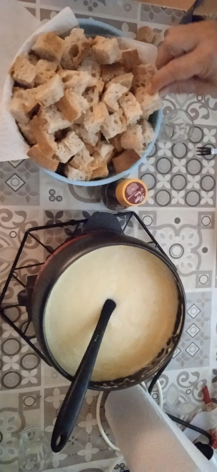 H.Koenig ALP1800 appareil à fondue électrique 2L 6 personnes