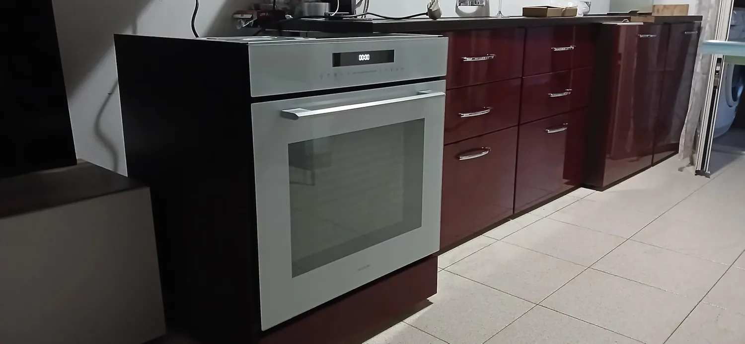 Cecotec Bolero Hexa SM406000 four encastrable 60cm noir