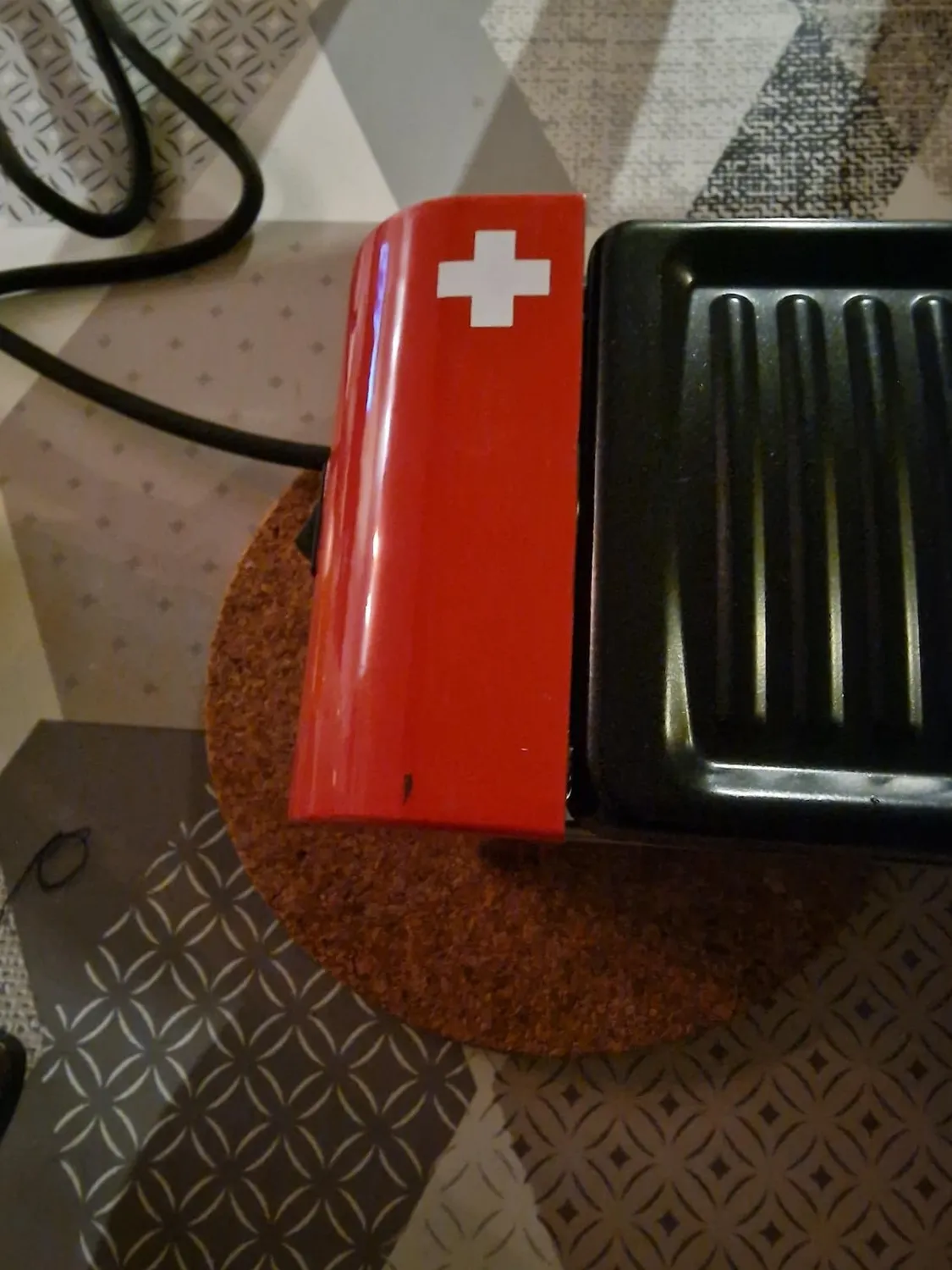 H.Koenig RP4 appareil raclette 4 personnes pierre granit 600W