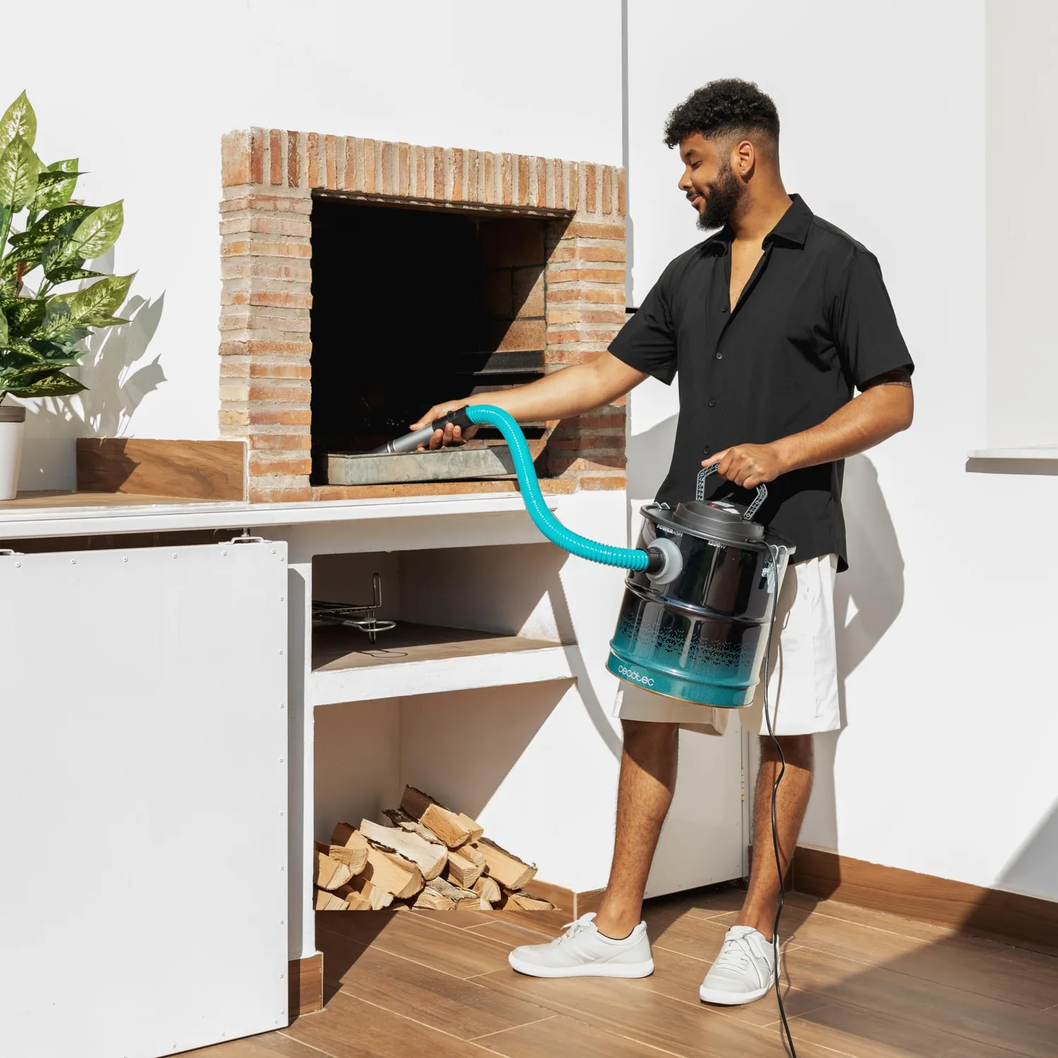 Cecotec Conga Ash 4000 Home aspirateur cendres 20L inox