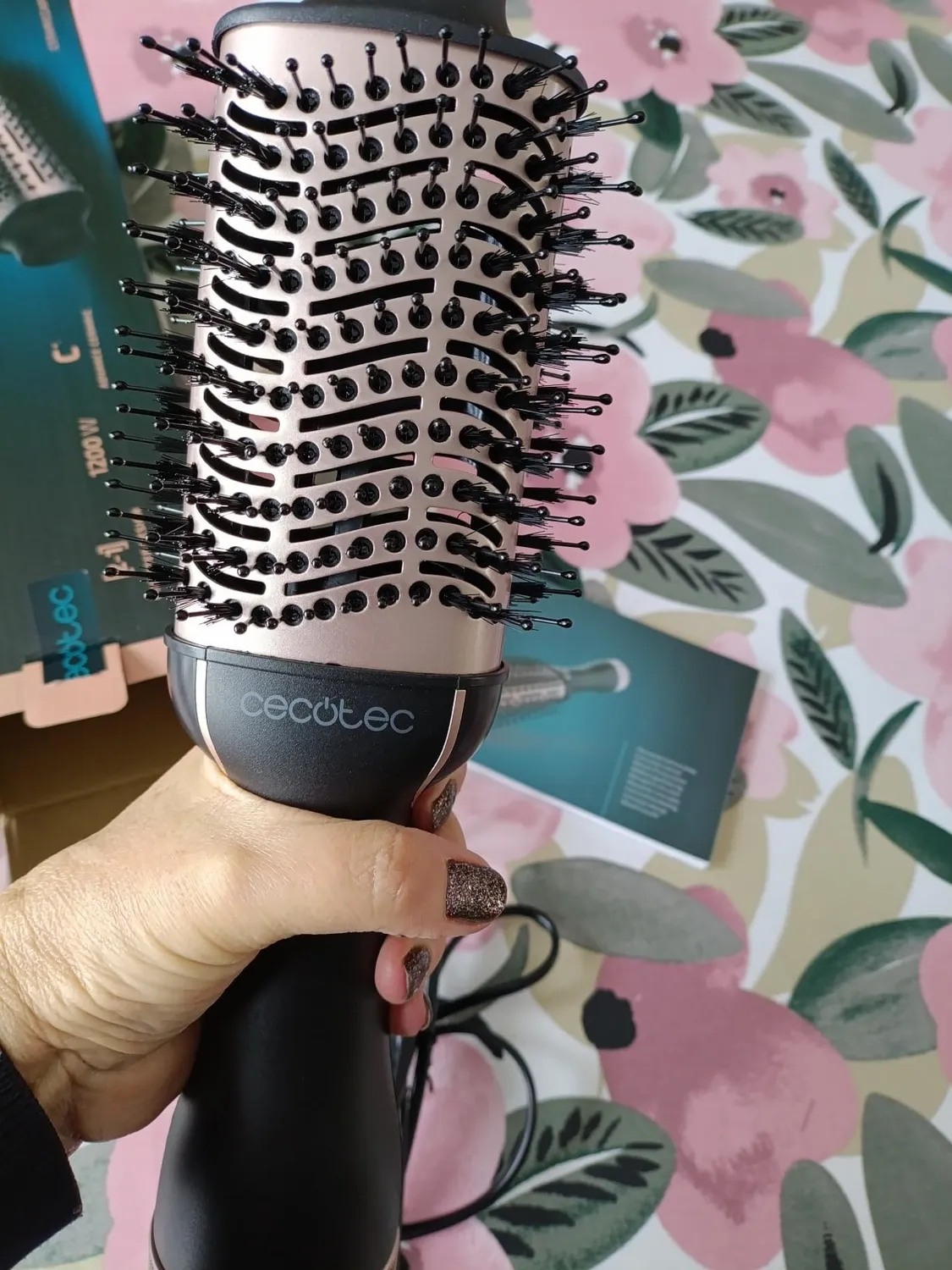 Cecotec Bamba CeramicCare brosse à air blanche 1200W