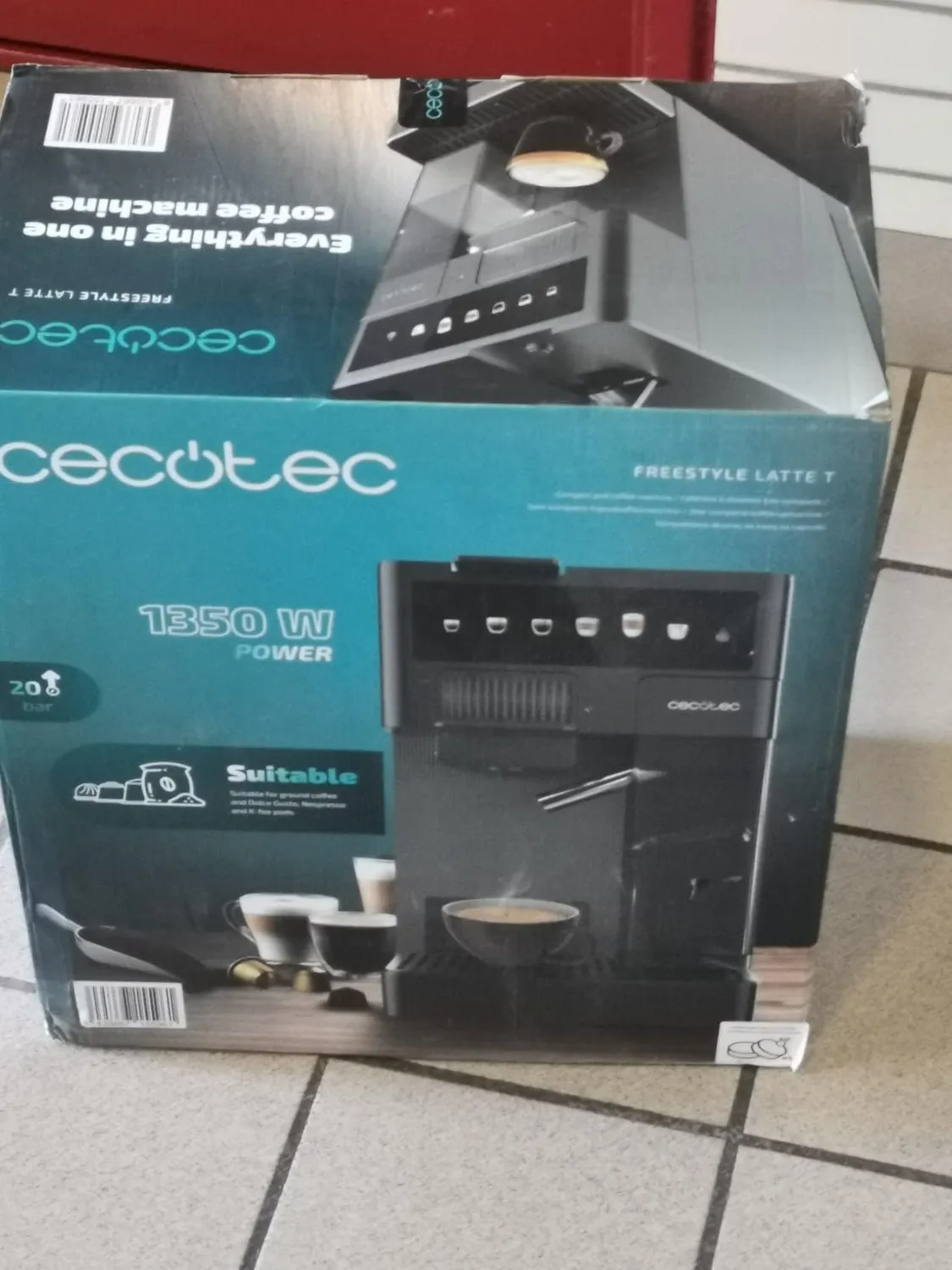 Cecotec FreeStyle Latte machine à café capsules noire 1,6 L